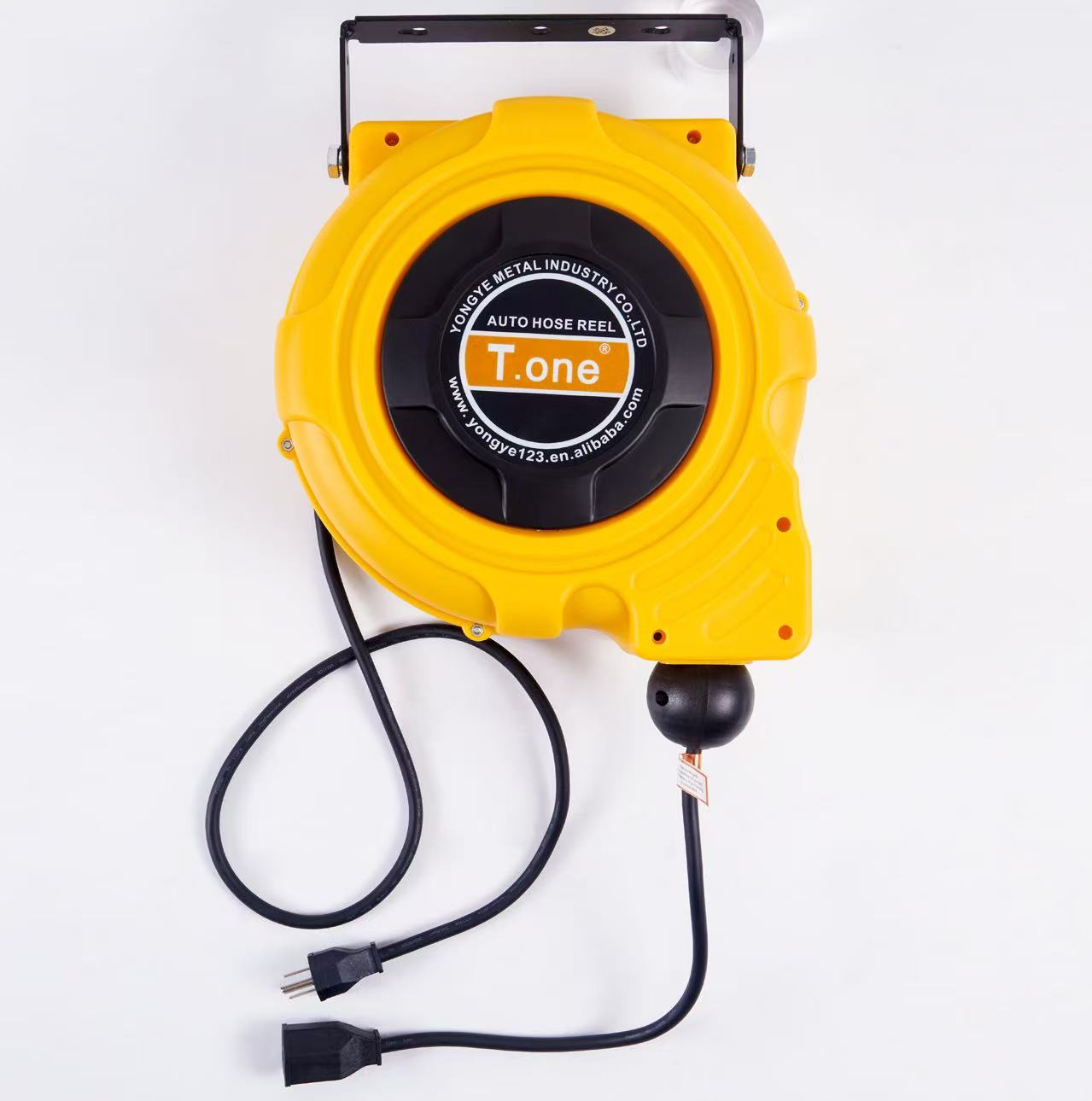 Wall Mounted Automatic Retract - Electric Reel review and price